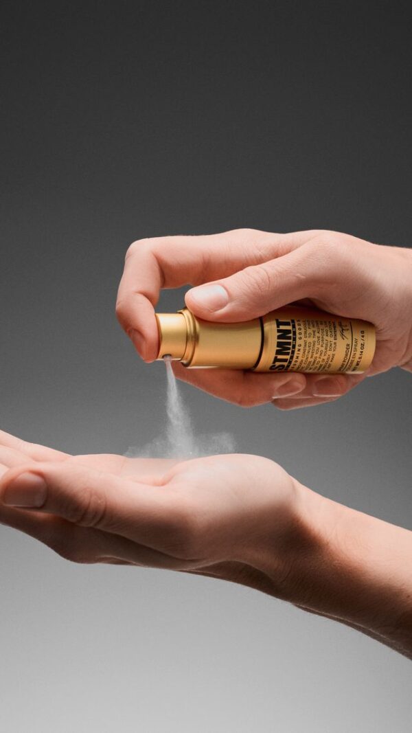 Finesse Beauty spray poeder voor haarstyling en volume.