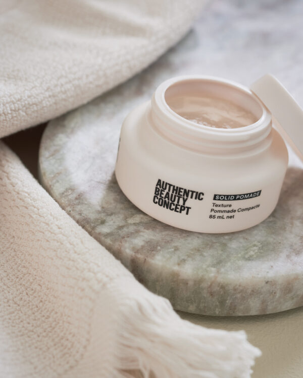 Authentic Beauty Concept Embrace Styling Solid pomade